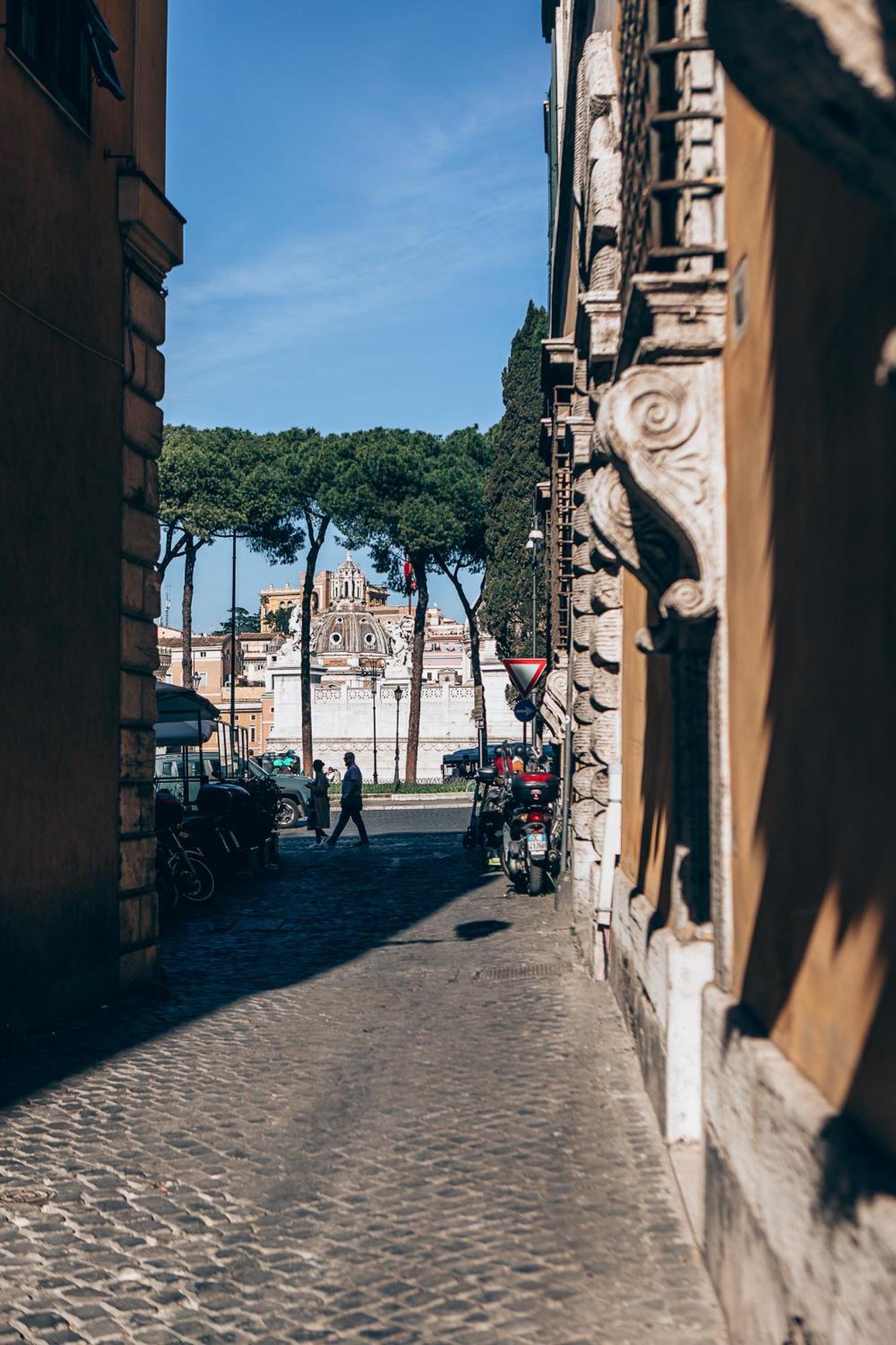 Restart Accommodations Borghese Rome Exterior photo