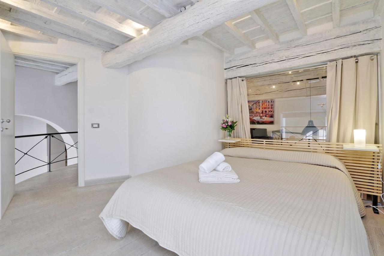 Restart Accommodations Borghese Rome Exterior photo